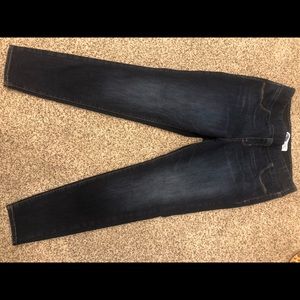 Old Navy Rockstar Pull on Jeans